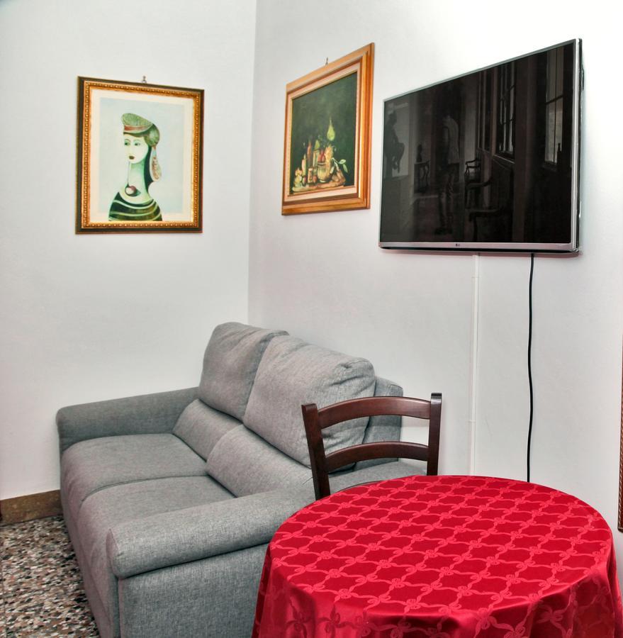 Crispi Rooms Catania Exterior photo